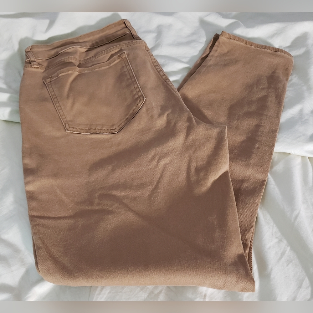 Old Navy Caramel Rockstar Mid-Rise Jeans